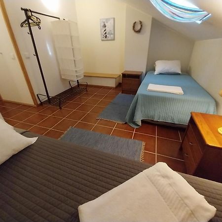 Supertubos Beach Hostel Atouguia Da Baleia Εξωτερικό φωτογραφία