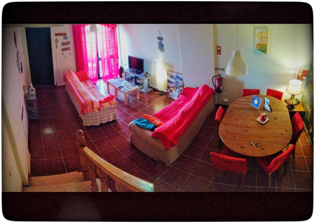 Supertubos Beach Hostel Atouguia Da Baleia Εξωτερικό φωτογραφία