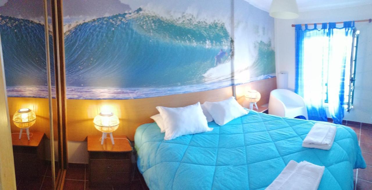 Supertubos Beach Hostel Atouguia Da Baleia Εξωτερικό φωτογραφία