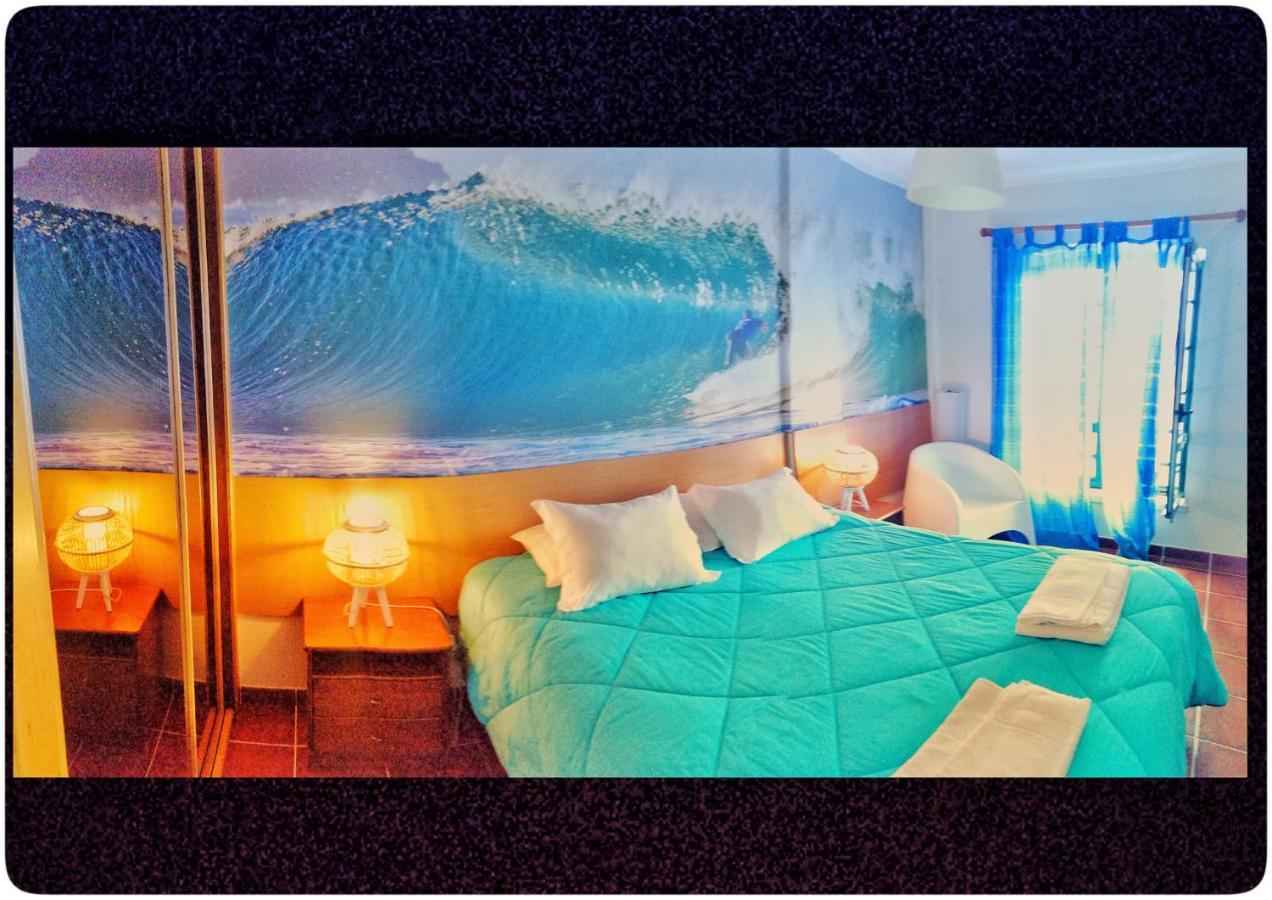 Supertubos Beach Hostel Atouguia Da Baleia Εξωτερικό φωτογραφία
