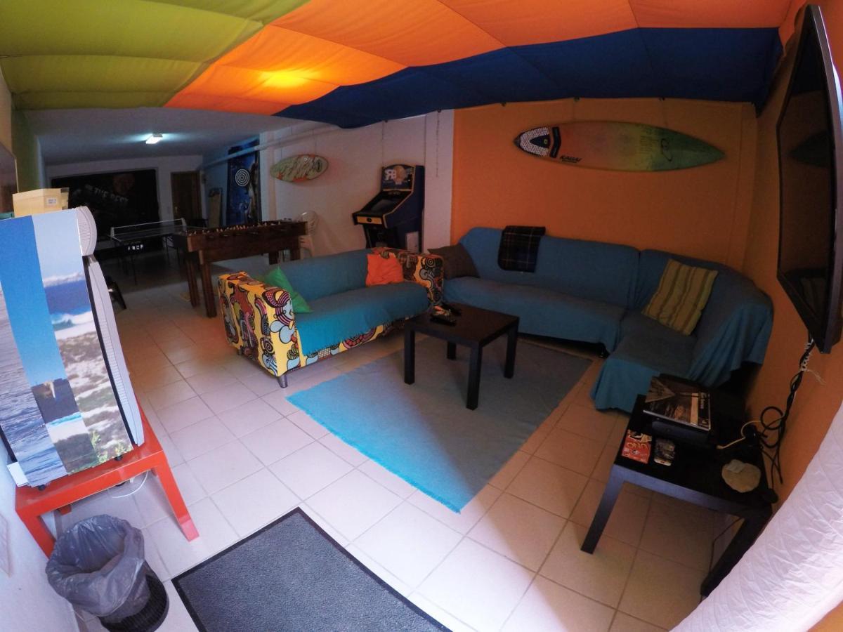 Supertubos Beach Hostel Atouguia Da Baleia Εξωτερικό φωτογραφία