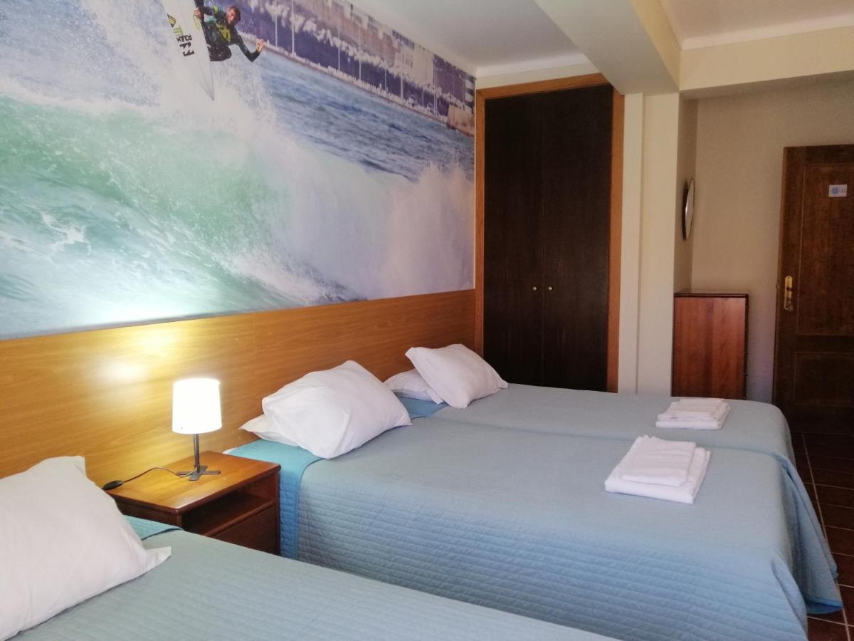 Supertubos Beach Hostel Atouguia Da Baleia Εξωτερικό φωτογραφία