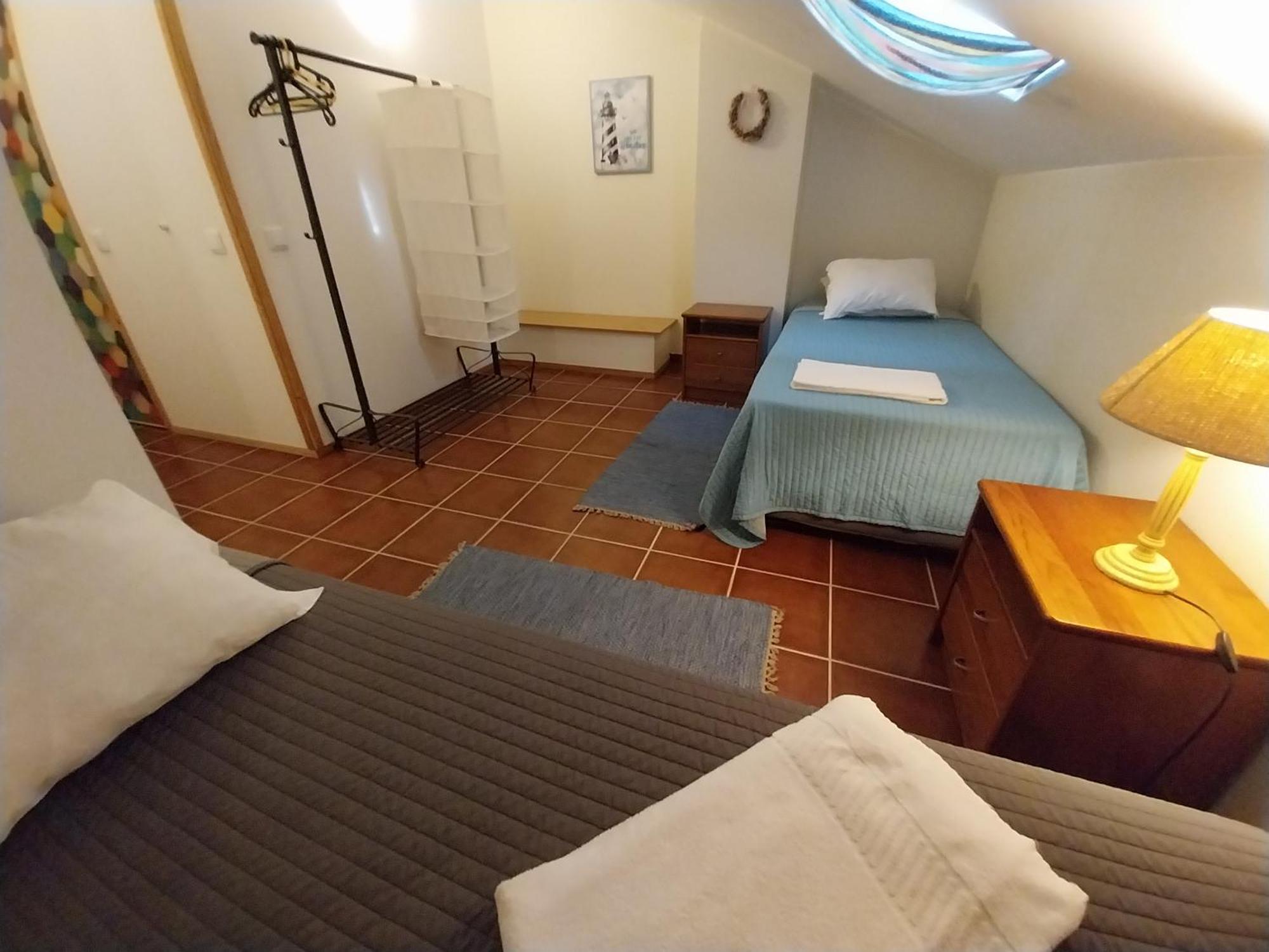 Supertubos Beach Hostel Atouguia Da Baleia Εξωτερικό φωτογραφία