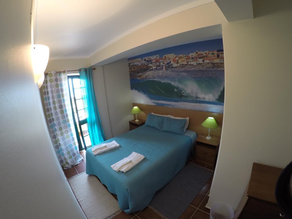 Supertubos Beach Hostel Atouguia Da Baleia Εξωτερικό φωτογραφία