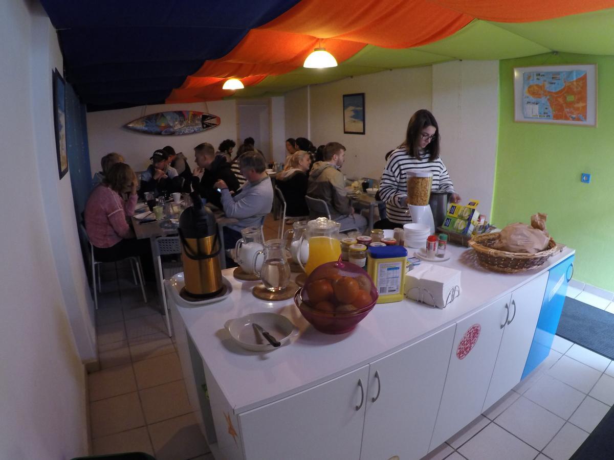 Supertubos Beach Hostel Atouguia Da Baleia Εξωτερικό φωτογραφία