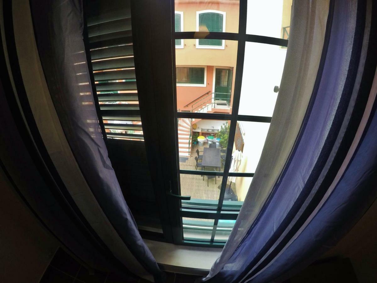 Supertubos Beach Hostel Atouguia Da Baleia Εξωτερικό φωτογραφία