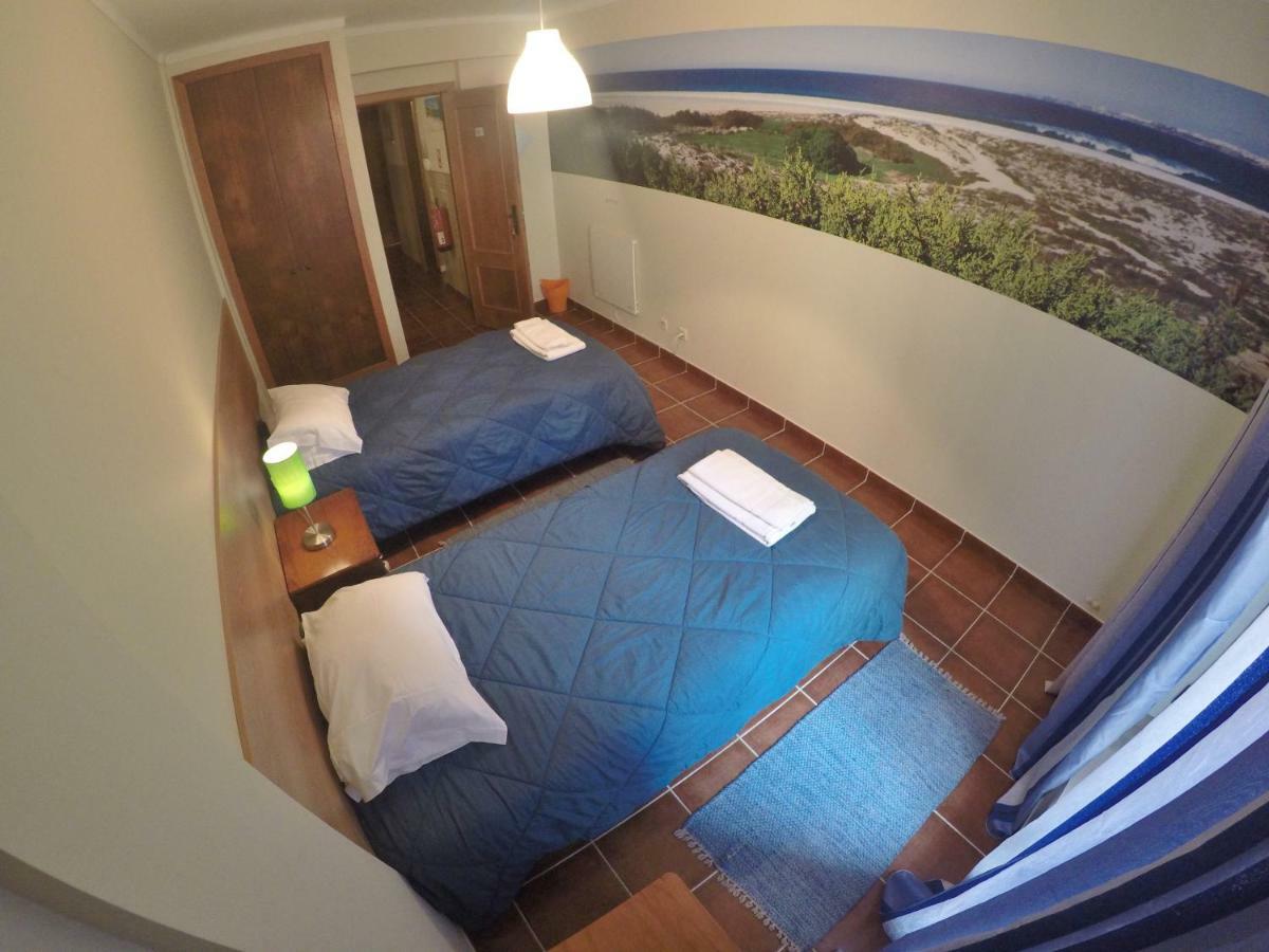Supertubos Beach Hostel Atouguia Da Baleia Εξωτερικό φωτογραφία