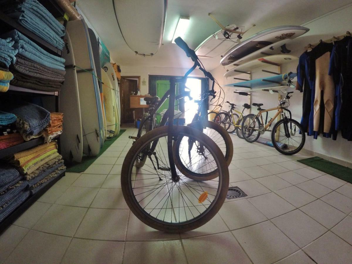 Supertubos Beach Hostel Atouguia Da Baleia Εξωτερικό φωτογραφία